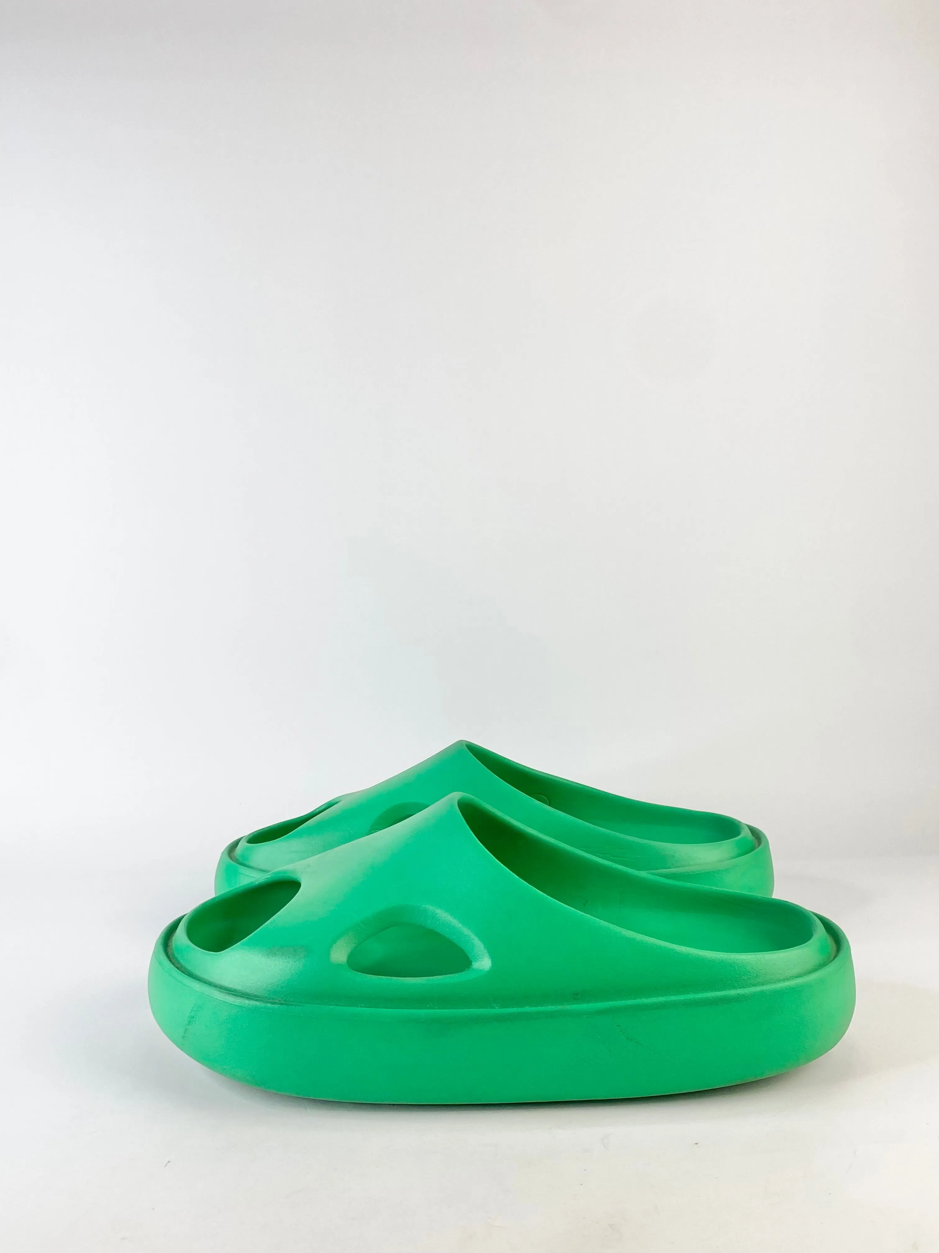 Axel Arigato Emerald Green Magma Sandals