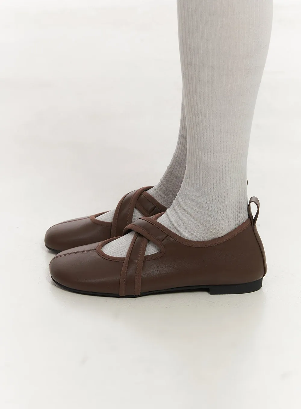 Cross-Strap Flat Loafers CA522